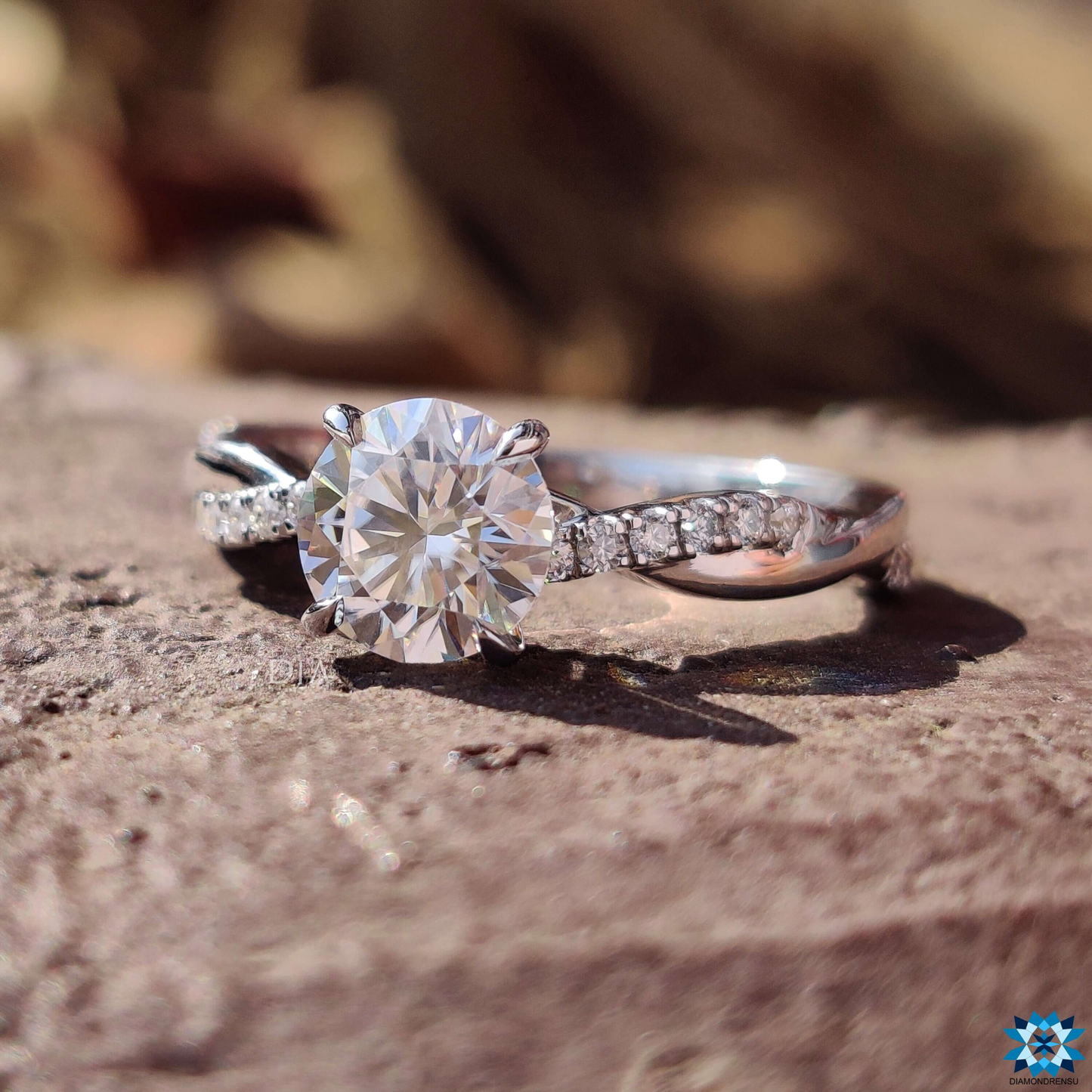 Moissanite Engagement Ring - JANECHAN